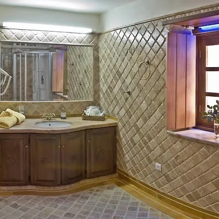 Casa de hóspedes Ardamis 4*