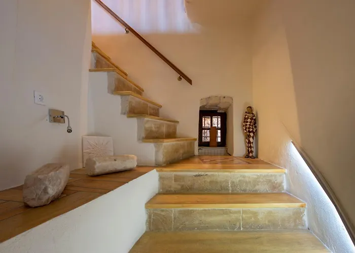 Ardamis Πανσιόν Μονεμβασιά